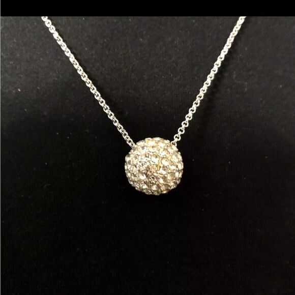 Trifari pendant necklace and earring set silver tone NWT'S. - Picture 2 of 5